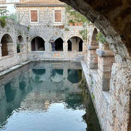 Apartman Tudor Stari Grad  Kültér fotó