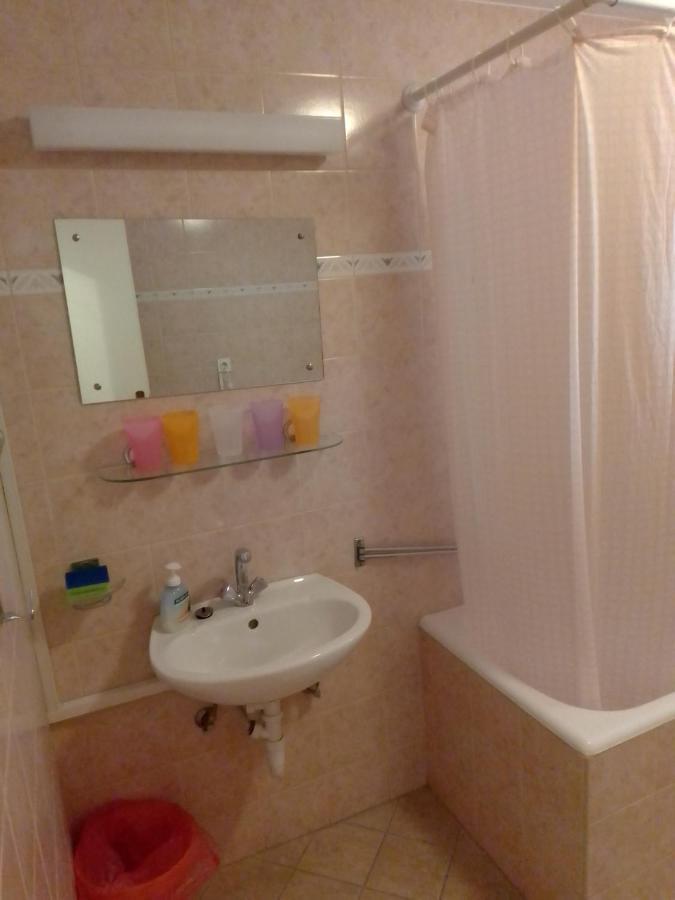 Apartman Tudor Stari Grad  Kültér fotó